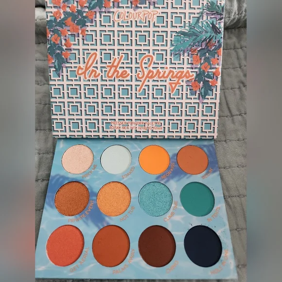 ColourPop Eyeshadow Palette Collection - Picture 8 of 14